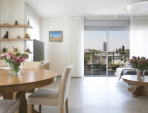 מיני פנטהאוז בגבעתיים