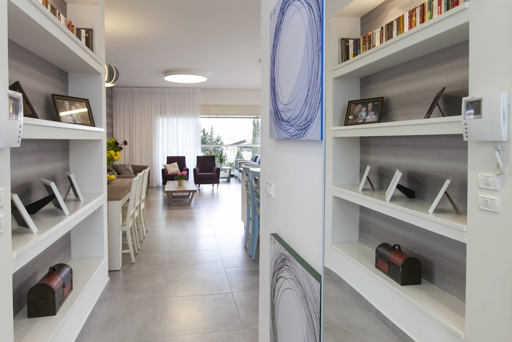 מי הזיז את הספה שלי - XNET